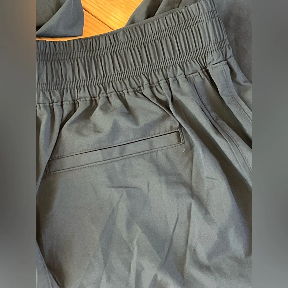 Old Navy Women's navy blueTrack Pants. L - Picture 4 of 8
